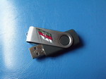 Memorii USB protectie metalice personalizate in policromie